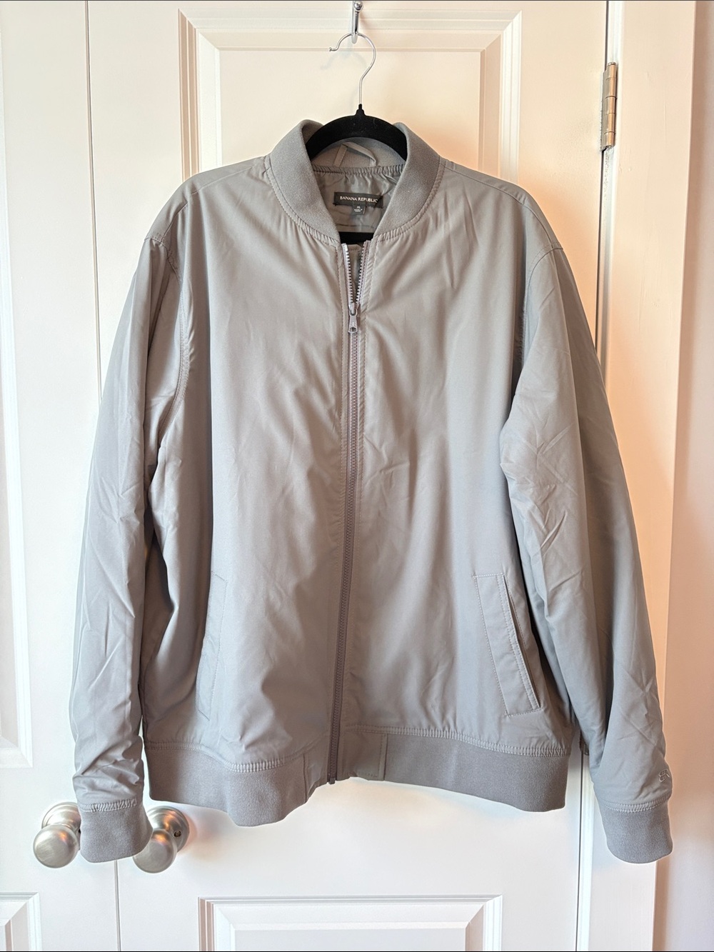 Banana Republic Men’s gray jacket,  size XL